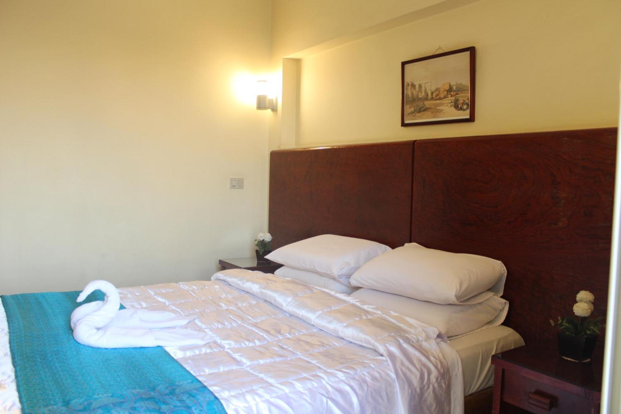 Pharaohs Hotel Giza Buitenkant foto