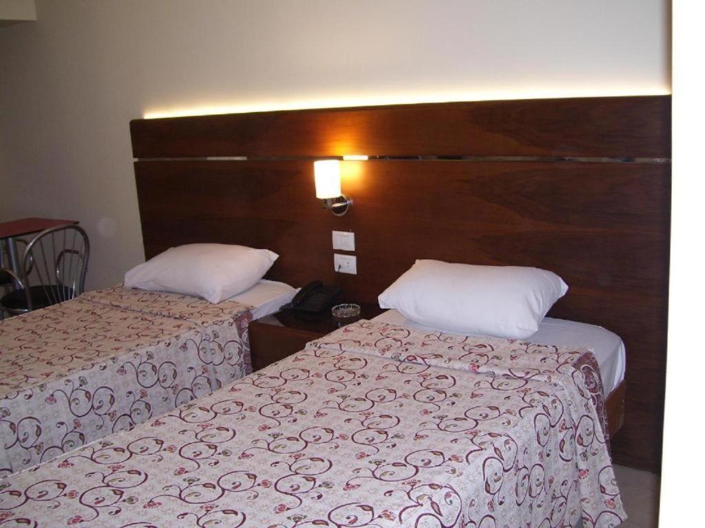 Pharaohs Hotel Giza Buitenkant foto