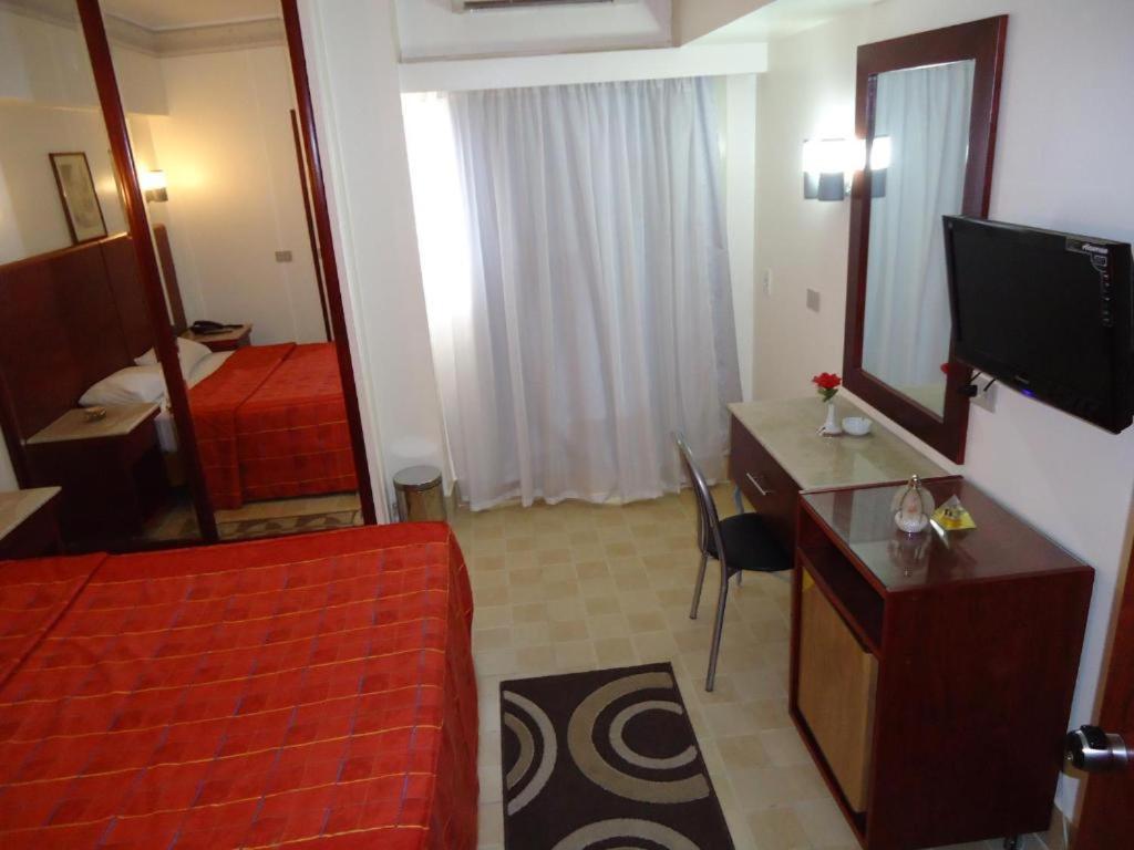 Pharaohs Hotel Giza Buitenkant foto