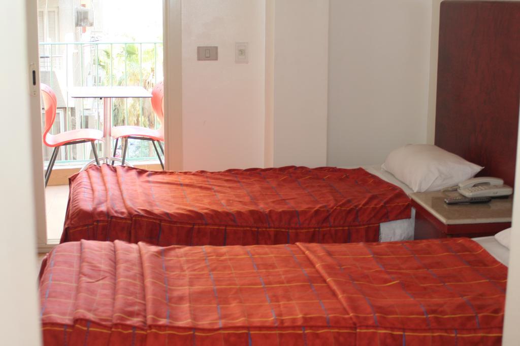 Pharaohs Hotel Giza Buitenkant foto