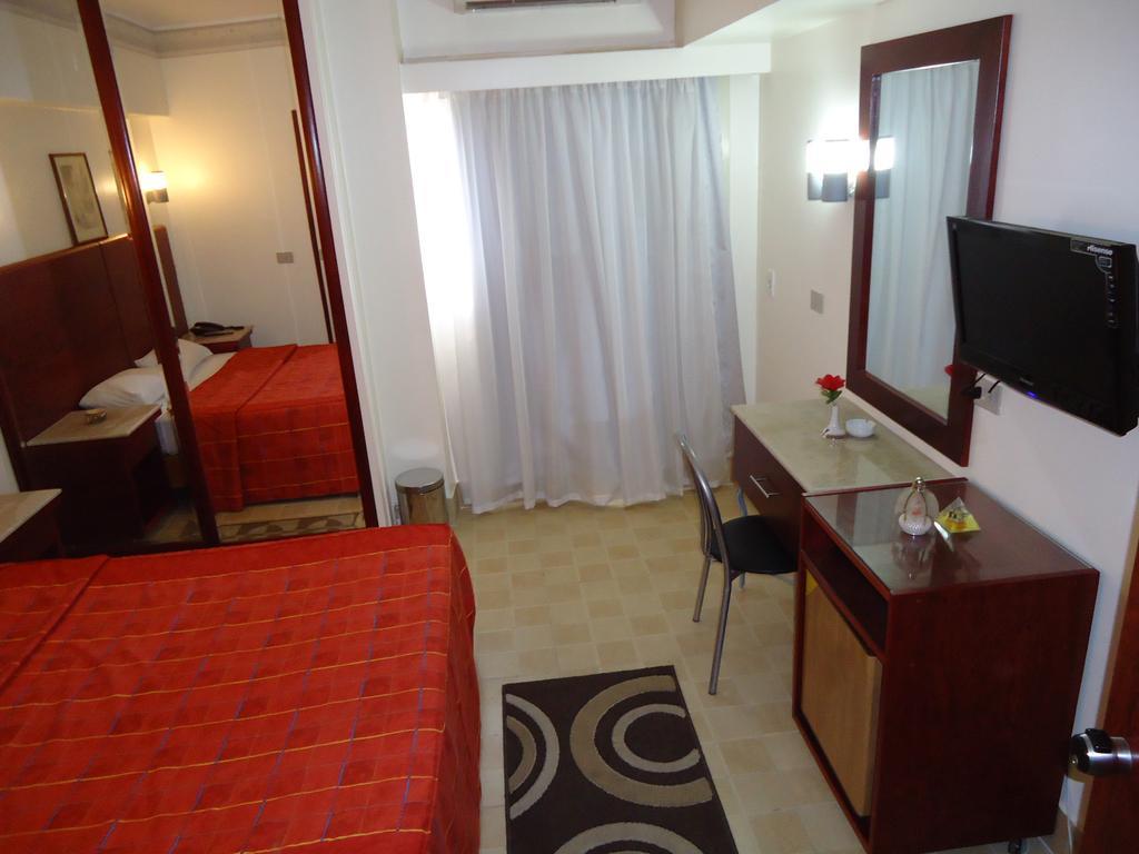Pharaohs Hotel Giza Buitenkant foto